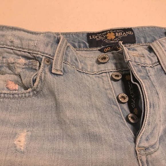 Lucky Brand Stonewashed Denim Jeans with Rips and Embroidered details Size 24 - Picture 5 of 14
